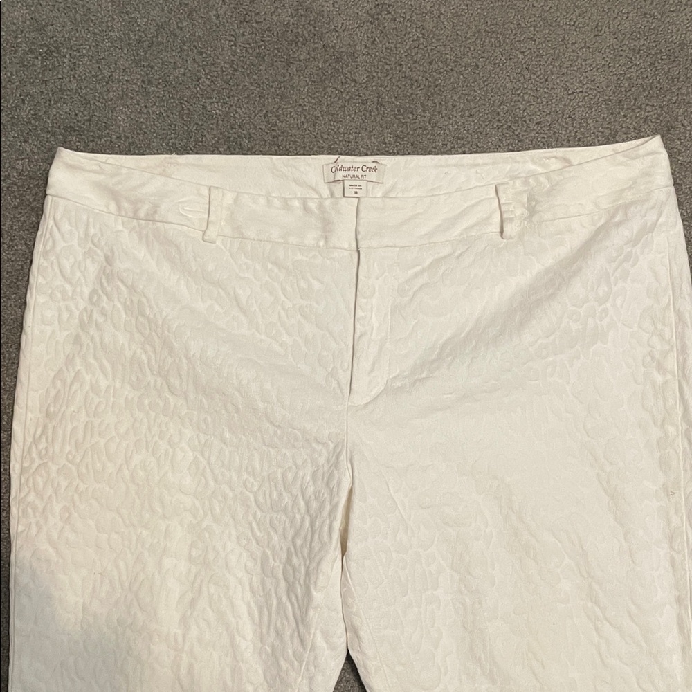 Coldwater Creek White Textured Ankle Pants